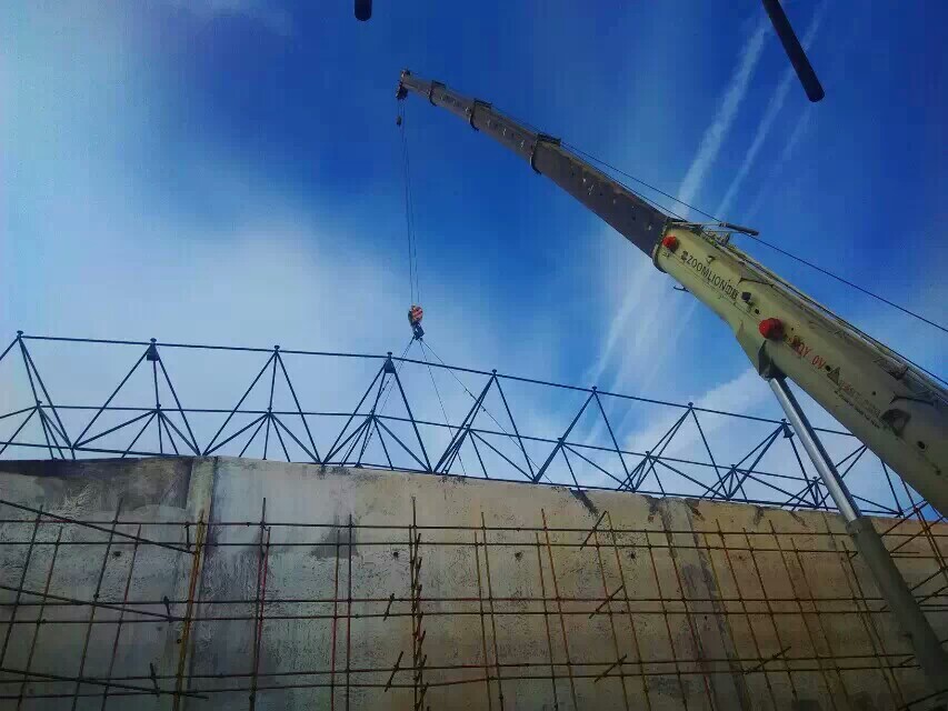 青铜峡食堂网架结构工程